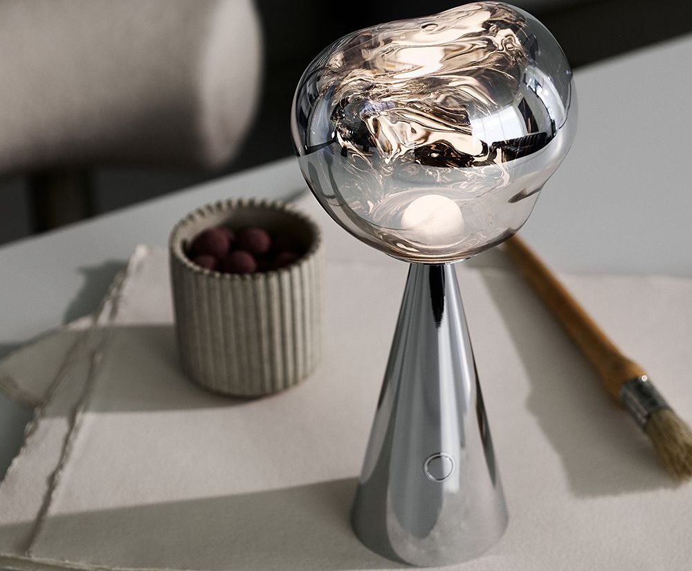 Melted charging lamp