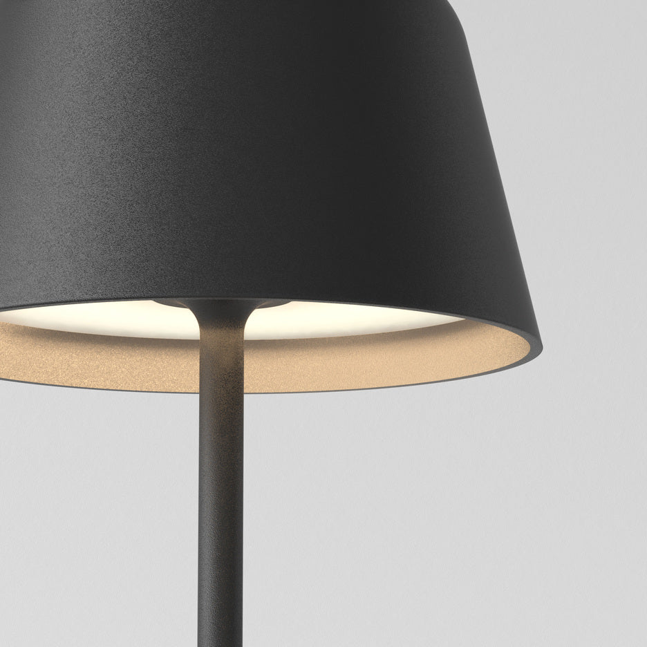 Nomad Charging lamp