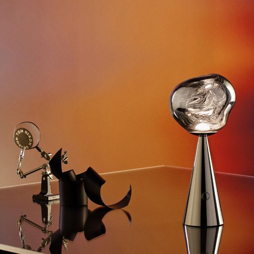 Melted charging lamp