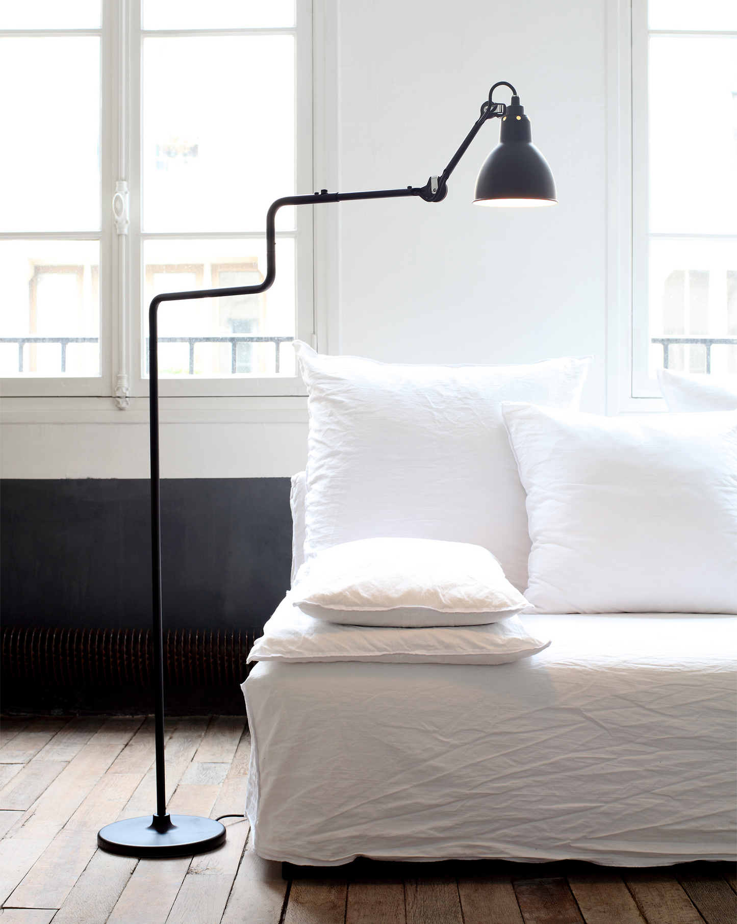 Lampe Gras N°411 Gólflampi