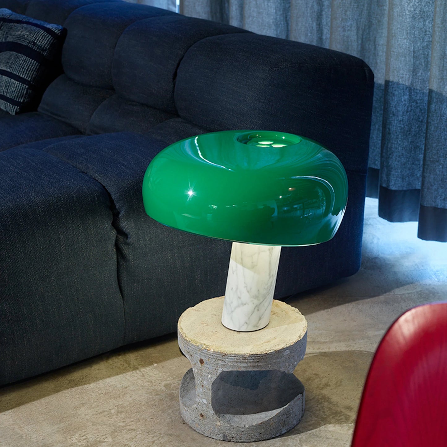 Snoopy table lamp
