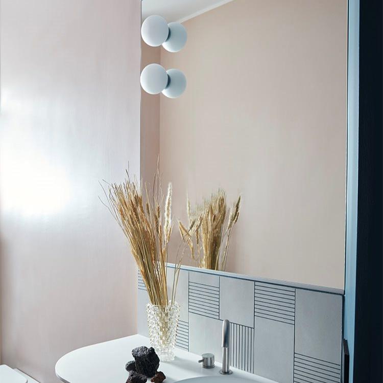Glo-Ball wall/ceiling light