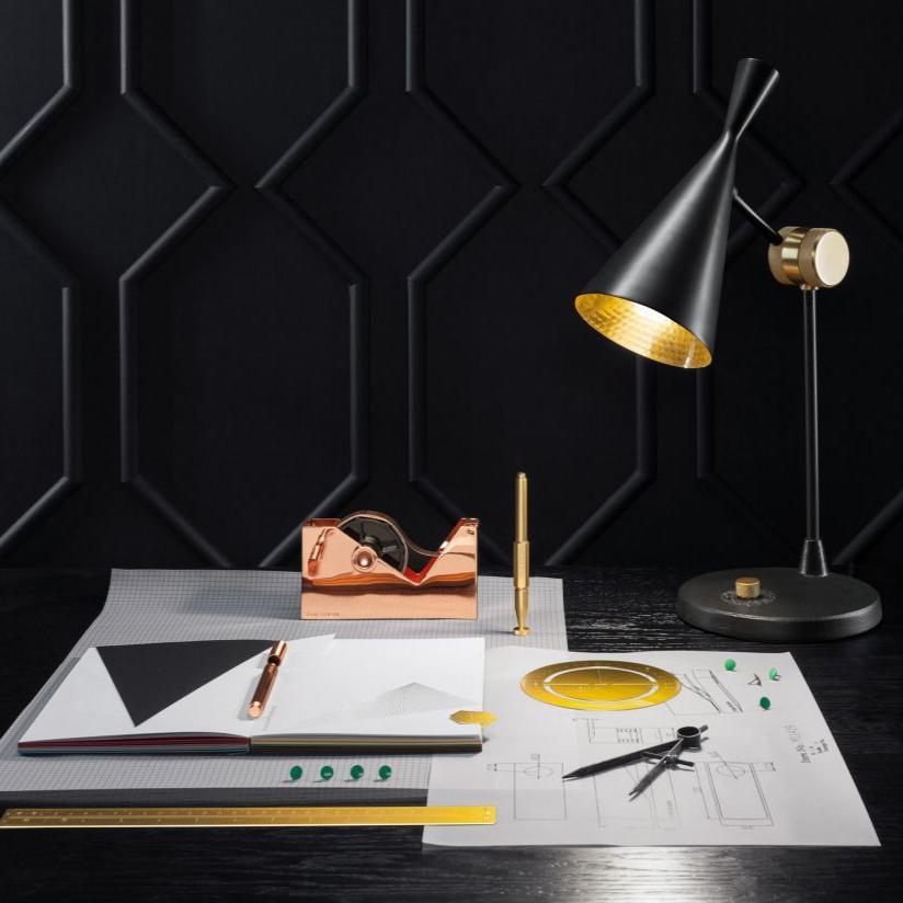 Beat table lamp