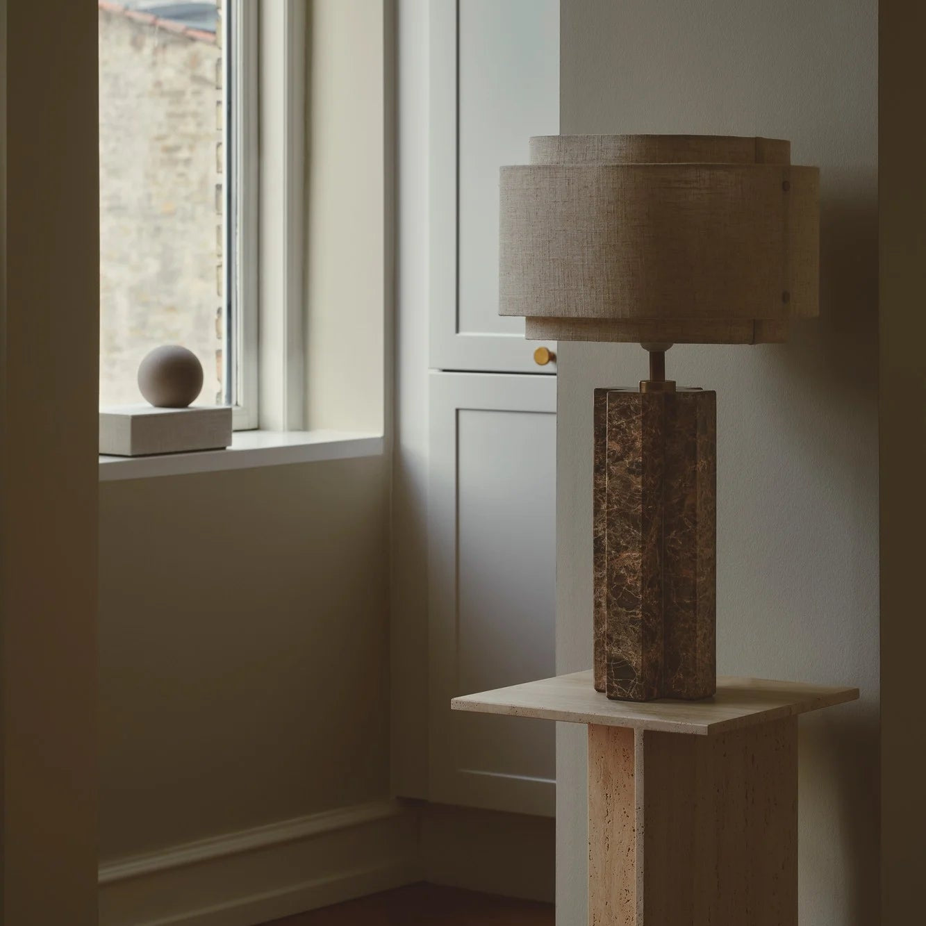 Takai Marble Borðlampi
