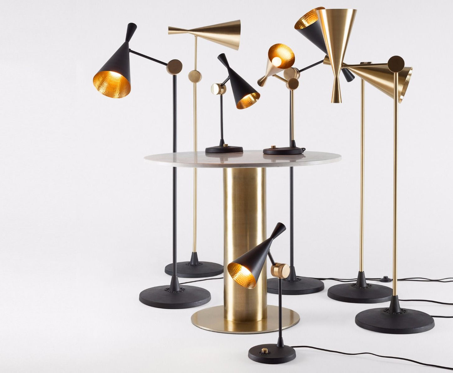Beat floor lamp